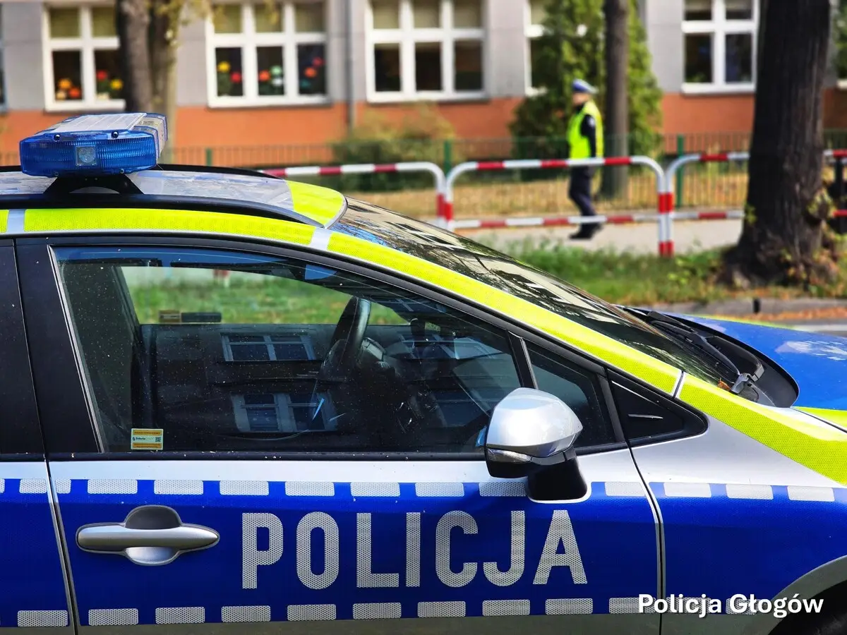 Działania policji w rejonach szkół w Głogowie