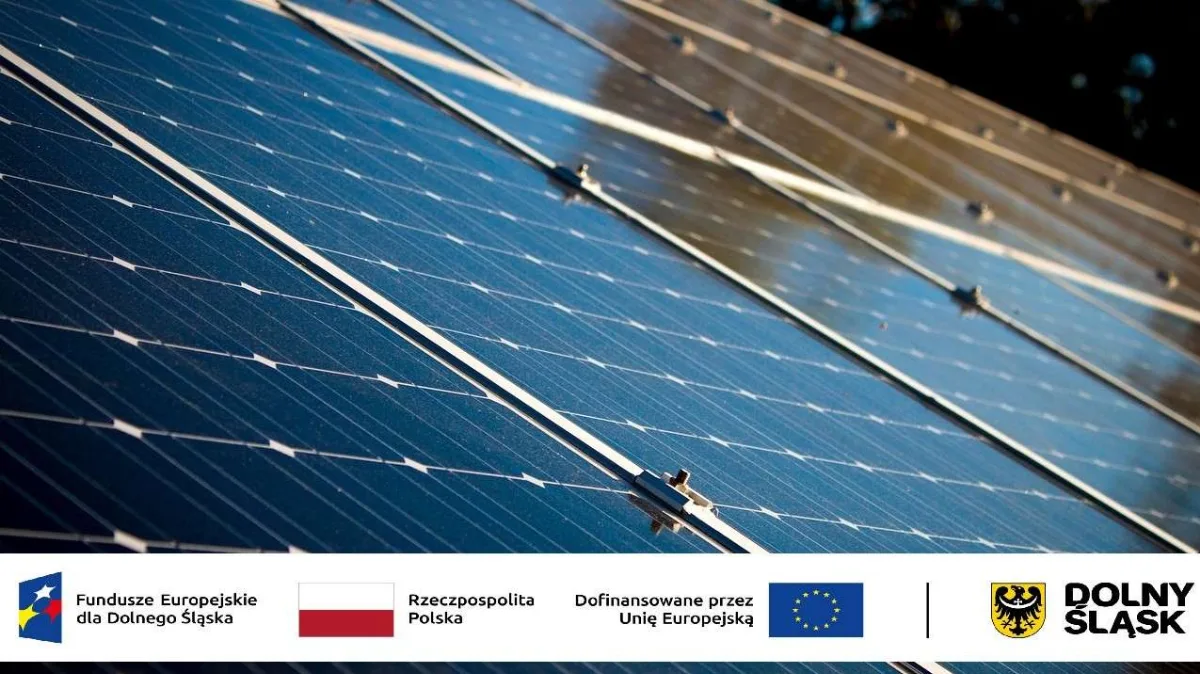 Umowa na instalację fotowoltaiki w trzech szkołach w Głogowie
