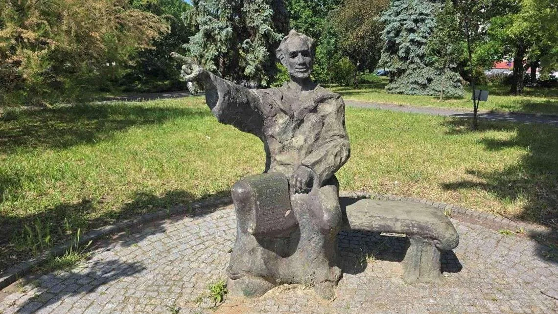 Pomnik Jana z Głogowa poddany renowacji po uszkodzeniach