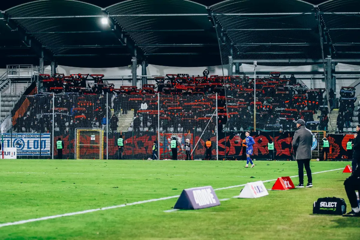 Derby 2 i 5 września między Chrobrym a Miedzią Legnica
