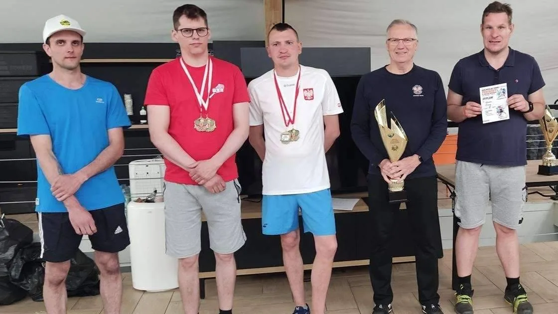 Głogowscy Tenisiści na Ogólnopolskim Turnieju „Sprawni–Razem”