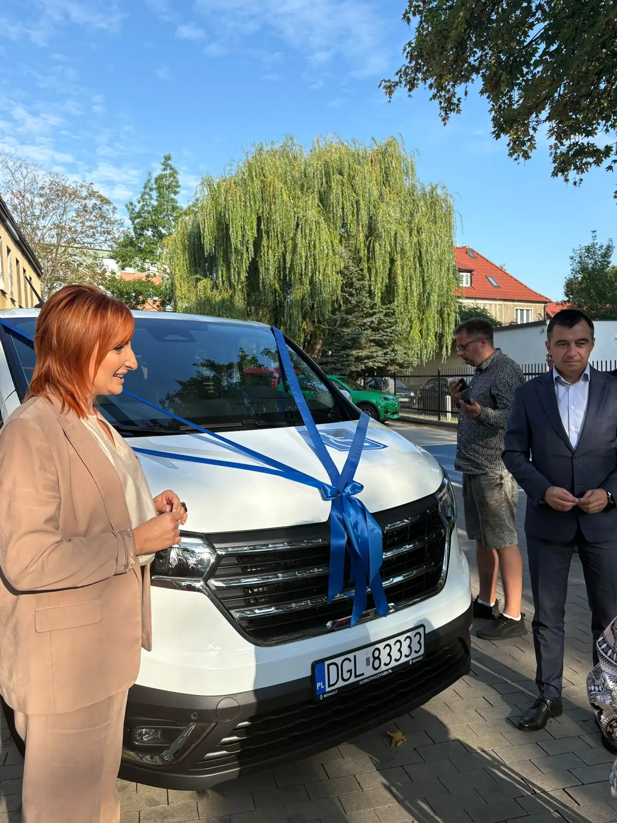 Nowy bus dla MORiUS zapewnia lepszy transport i dostęp do rehabilitacji