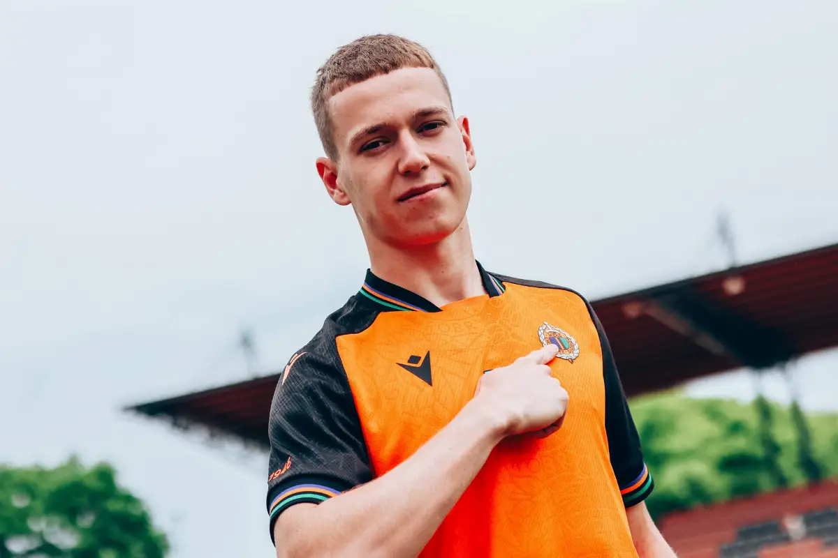 Yegor Sharabura dołączył do Chrobrego
